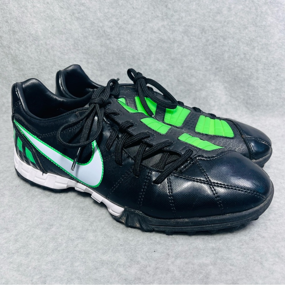 Nike T90 Soccer‎ Cleats Total 90 Black Green 386471-013 Men's Size 7.5 US 2010